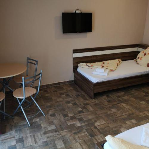 Borostyan Panzio Balatonfuered Bed & Breakfast Luaran gambar